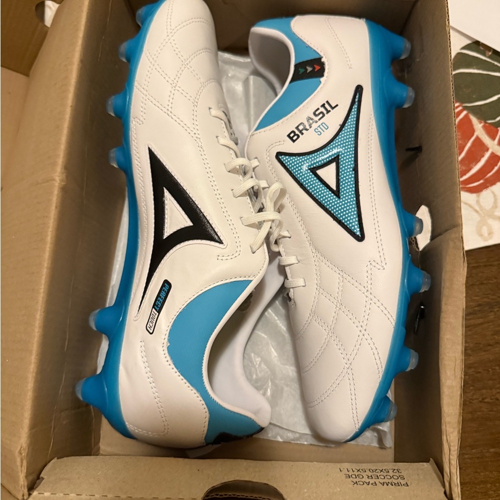 Pirma Soccer Cleats size 10 Brand New